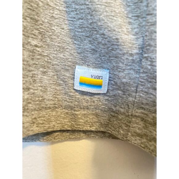 Vuori Long Sleeve Strato Tech Tee in Heather Grey Men's sz. S - Picture 5 of 6